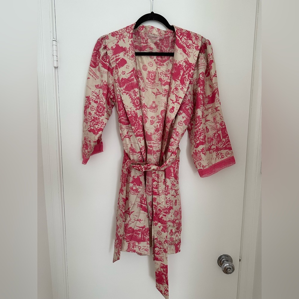 Juice Couture Robe size small